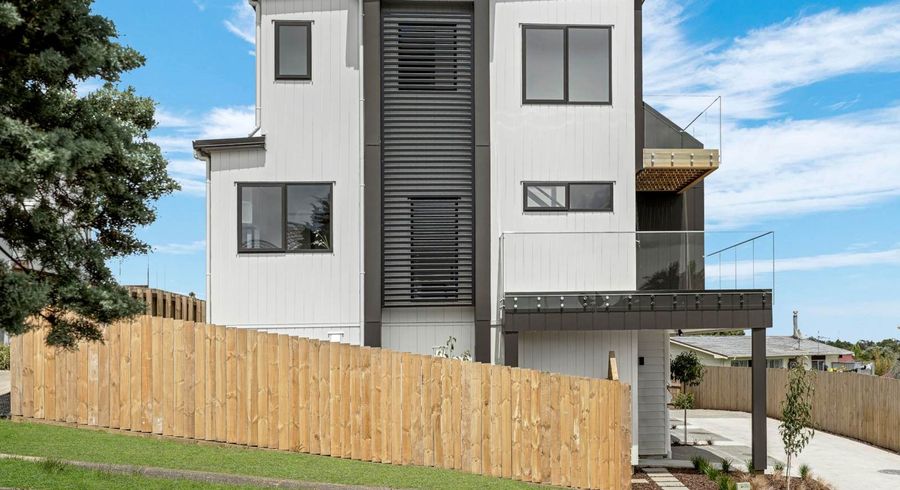  at 5A Glenshee Place, Highland Park, Manukau City, Auckland