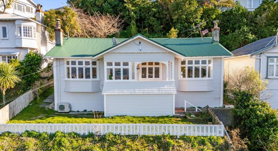  at 4 Norna Crescent, Kelburn, Wellington