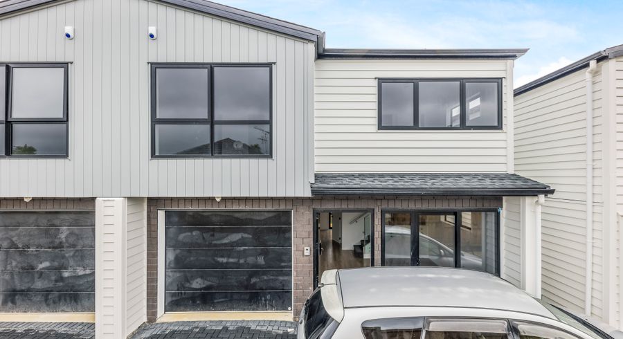  at 6B Christmas Road, Manurewa, Auckland