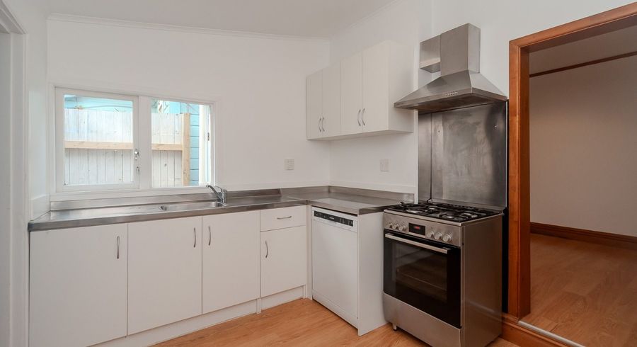  at 12 Rolleston Street, Mount Cook, Wellington, Wellington