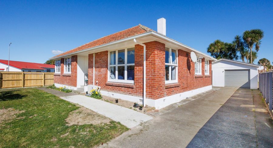  at 27 Crewe Crescent, Hokowhitu, Palmerston North, Manawatu / Whanganui