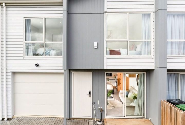 at 34B James Street, Mangere East, Auckland