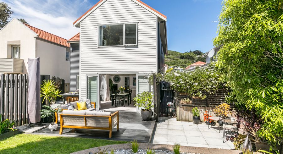  at 15/36 Dee Street, Island Bay, Wellington