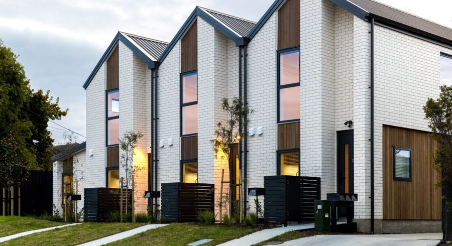  at 22 Lancaster Road, Beach Haven, North Shore City, Auckland