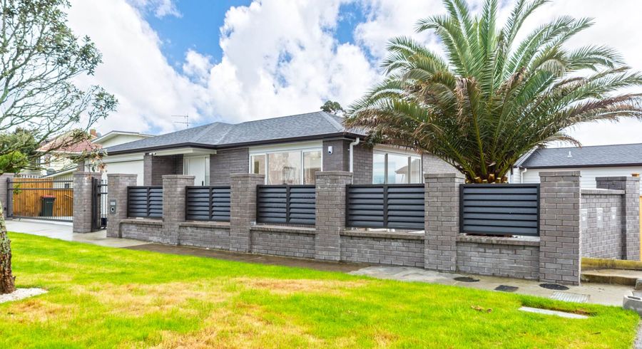  at 43 Ernie Pinches Street, Wesley, Auckland