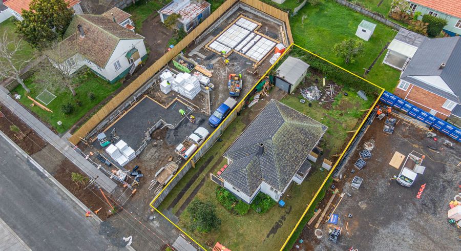 at 18 Range View Road, Mount Albert, Auckland