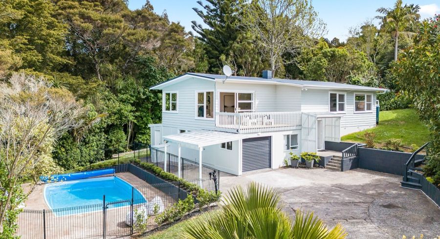  at 35 McDowell Crescent, Hillcrest, North Shore City, Auckland