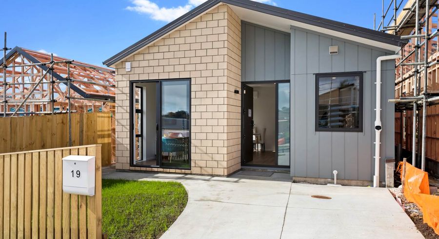  at 19 Morus Road, Massey, Auckland