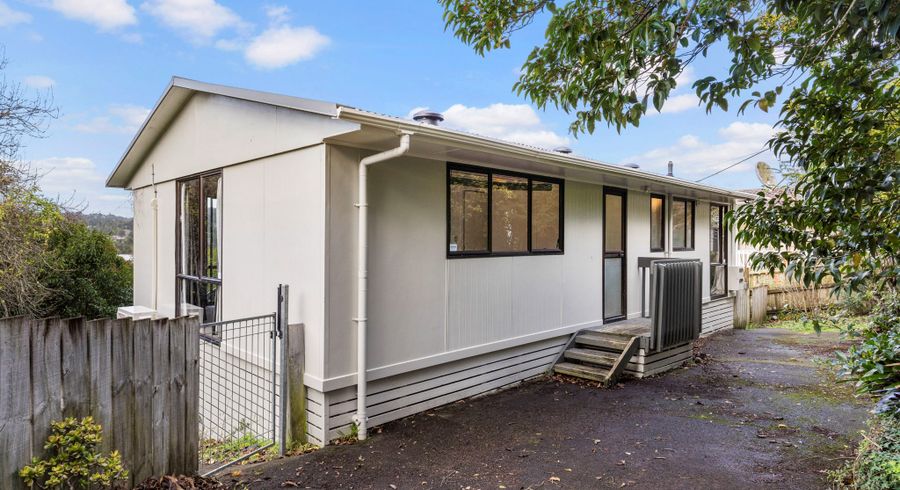  at 32 Nandana Drive, Glen Eden, Auckland