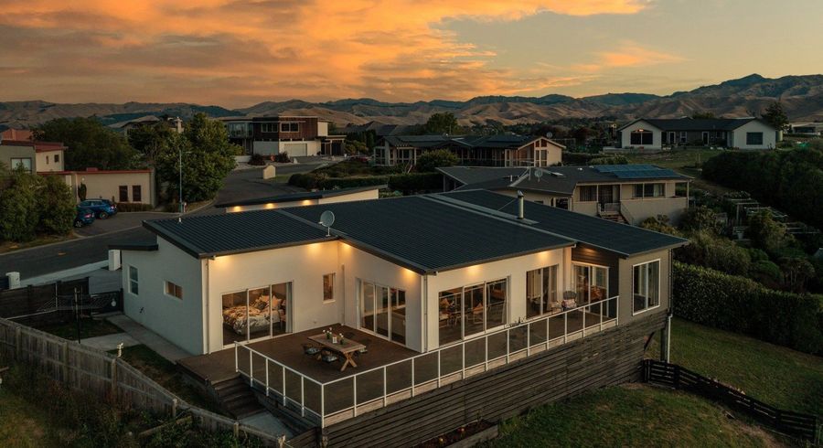  at 5 Ridgetop Rise, Blenheim