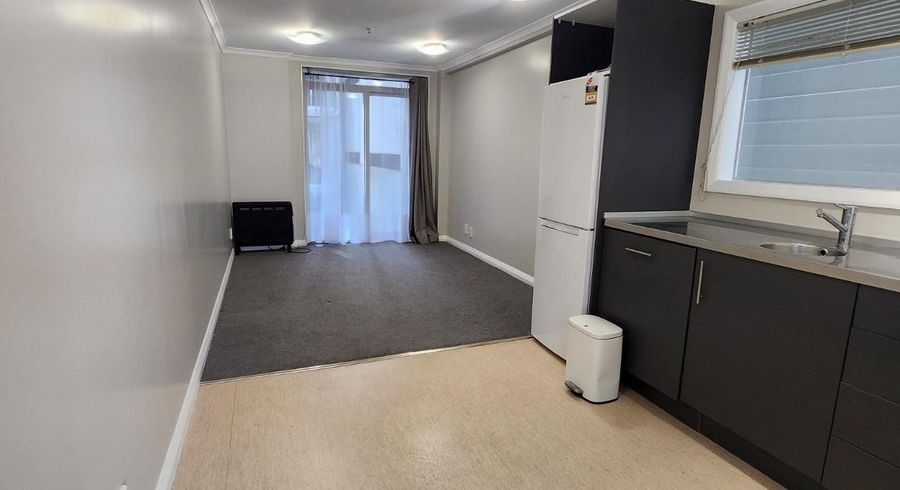  at 212/15 Holland Street, Te Aro, Wellington