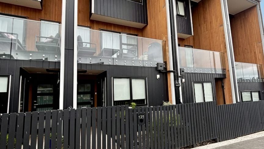  at 123 Te Oneroa Way, Long Bay, North Shore City, Auckland