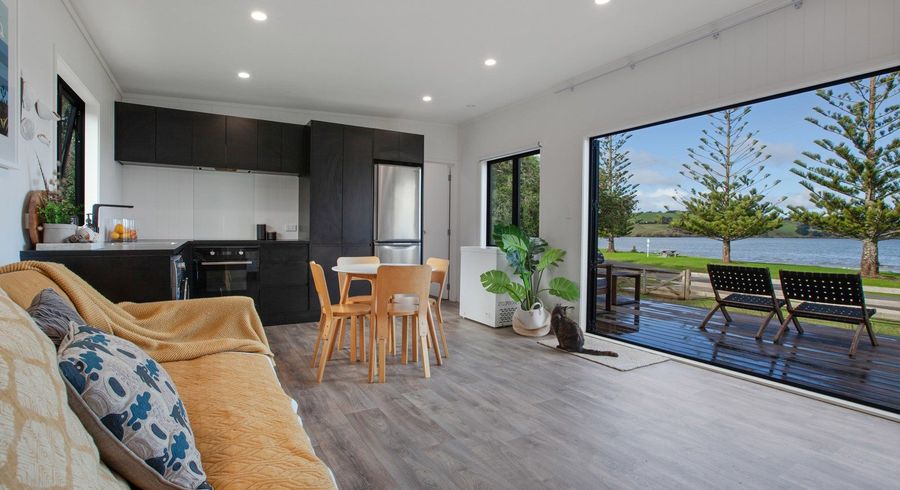  at 14 Marchant Road, Hihi