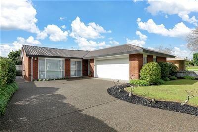  at 2/23 Tarnica Road, Northpark, Manukau City, Auckland