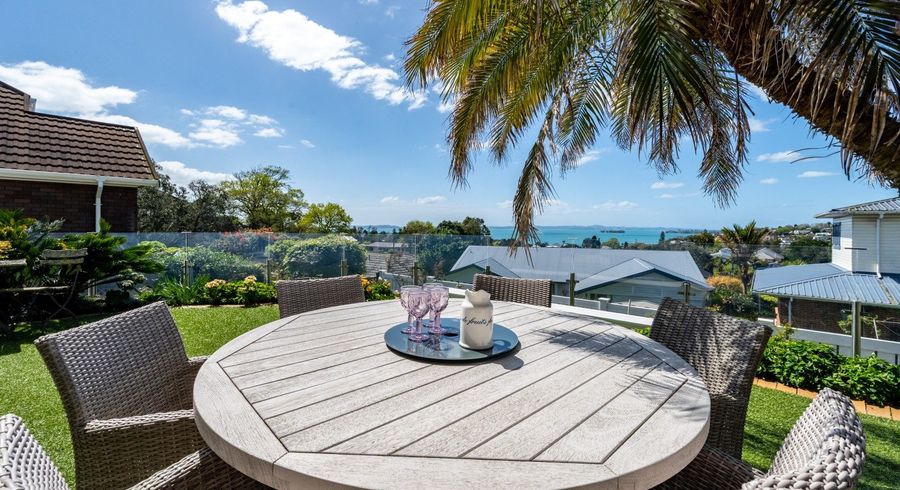 at 44 Cook Street, Howick, Manukau City, Auckland