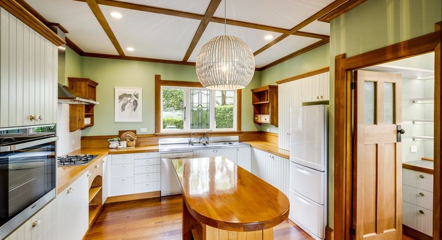  at 1 Lambton Road, Hospital Hill, Napier, Hawke's Bay