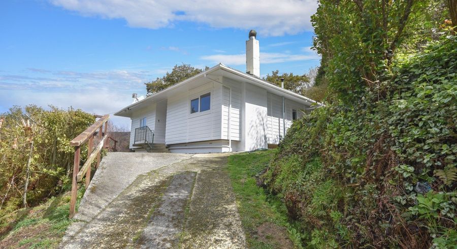  at 11 Morepork Lane, Waipori Falls, Outram