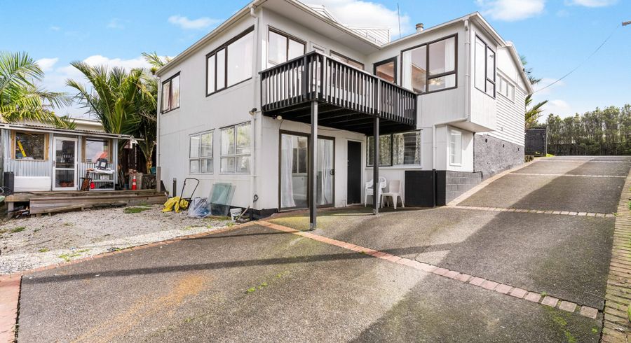  at 25 Lancaster Road, Beach Haven, North Shore City, Auckland