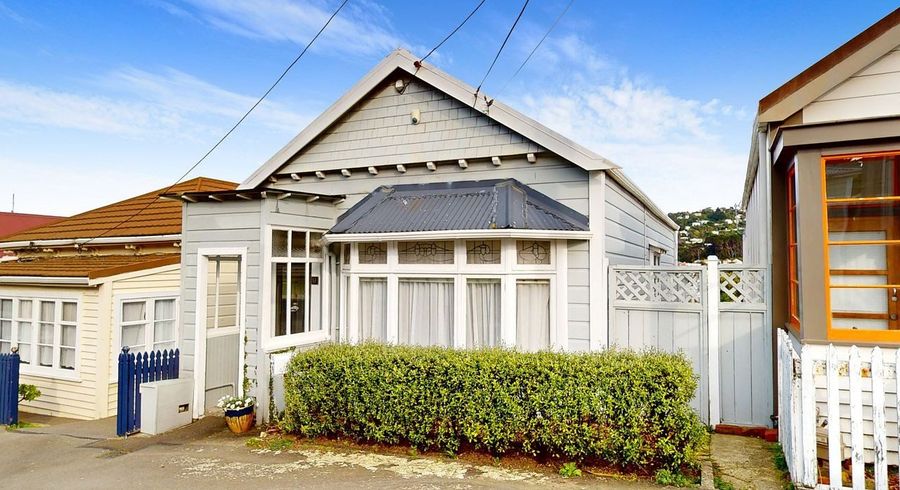  at 9 Herald Terrace, Berhampore, Wellington