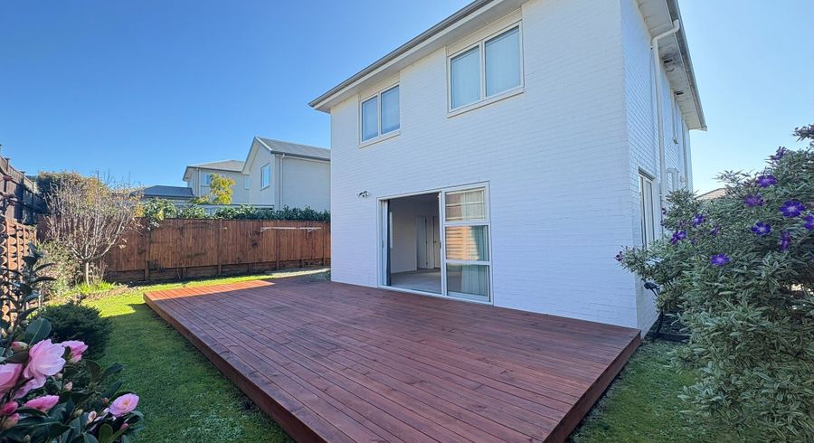  at 5 Frank Newton Road, Swanson, Waitakere City, Auckland