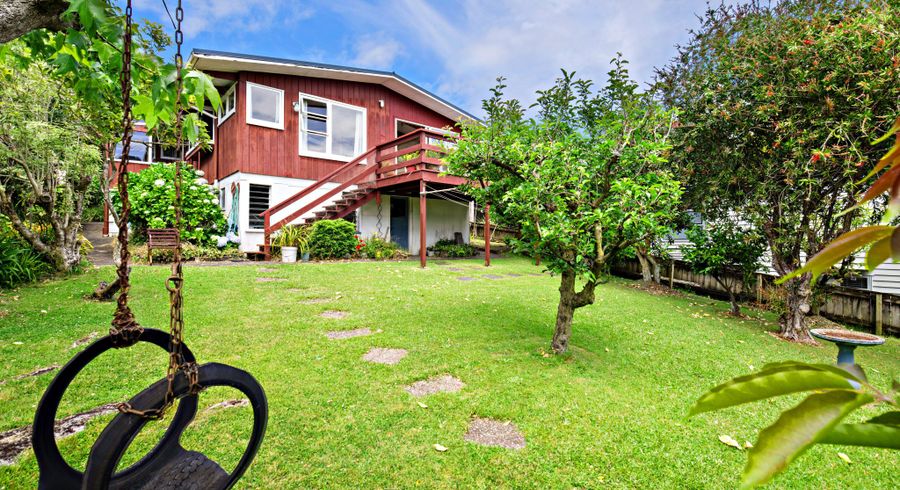  at 32 Rutherford Terrace, Meadowbank, Auckland City, Auckland