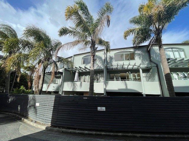  at 1k Hillcrest Avenue, Hillcrest, North Shore City, Auckland