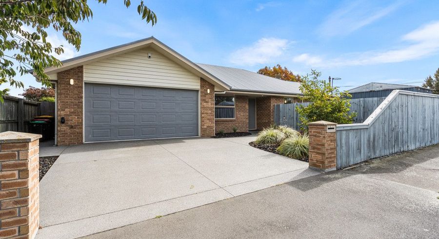  at 2 John Morel Place, Parklands, Christchurch City, Canterbury