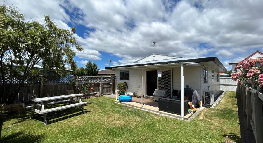 at 4/12 Neeve Road, Taradale, Napier
