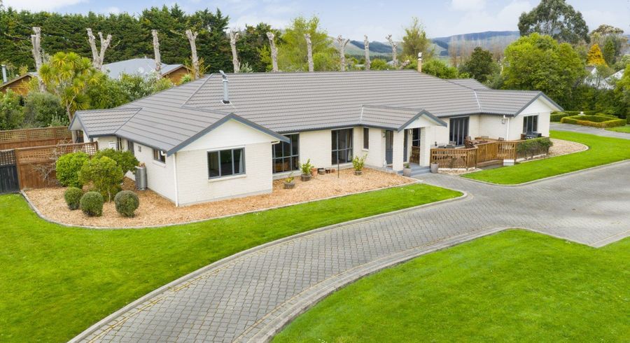 at 294 Polson Hill Drive, Aokautere, Palmerston North, Manawatu / Whanganui