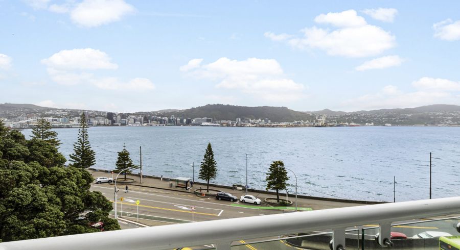  at 18/370 Oriental Parade, Oriental Bay, Wellington