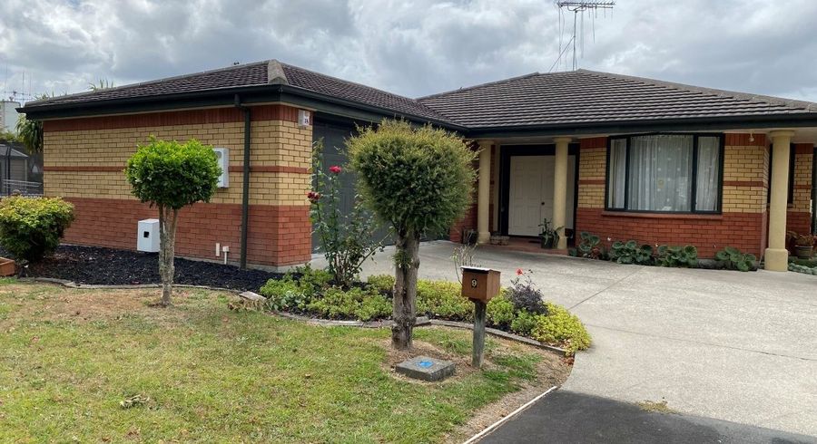  at 9 Forster Avenue, Hillcrest, Hamilton
