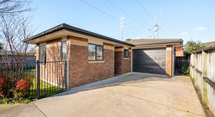  at 10F Yorkshire Road, Silverdale, Hamilton, Waikato