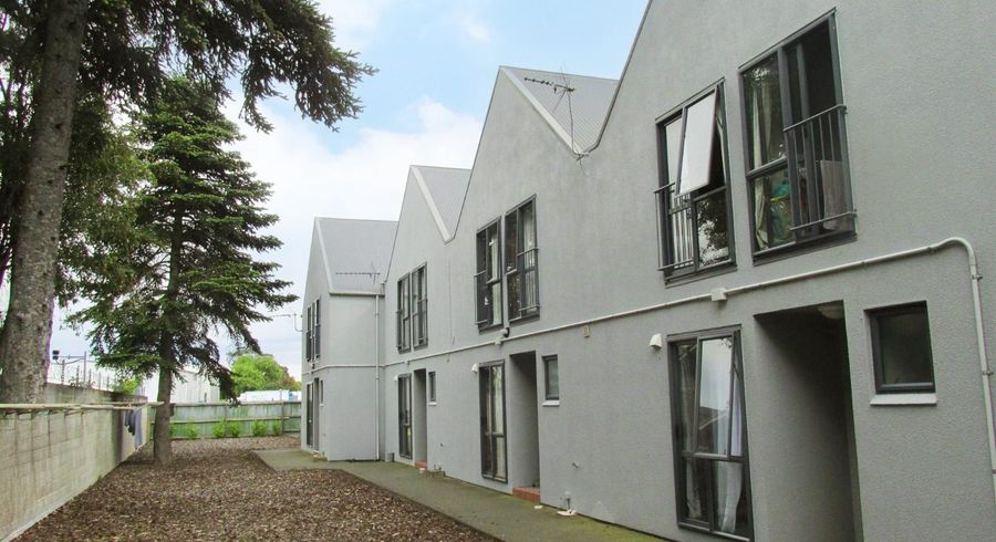  at 4/74 Hansons Lane, Upper Riccarton, Christchurch City, Canterbury