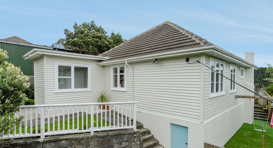  at 16 Lyndfield Lane, Newlands, Wellington, Wellington