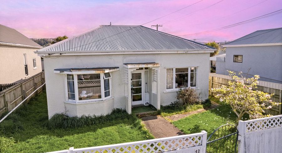  at 42 Hargest Crescent, Saint Kilda, Dunedin, Otago