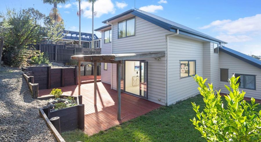  at 2/571 Richardson Road, Mount Roskill, Auckland