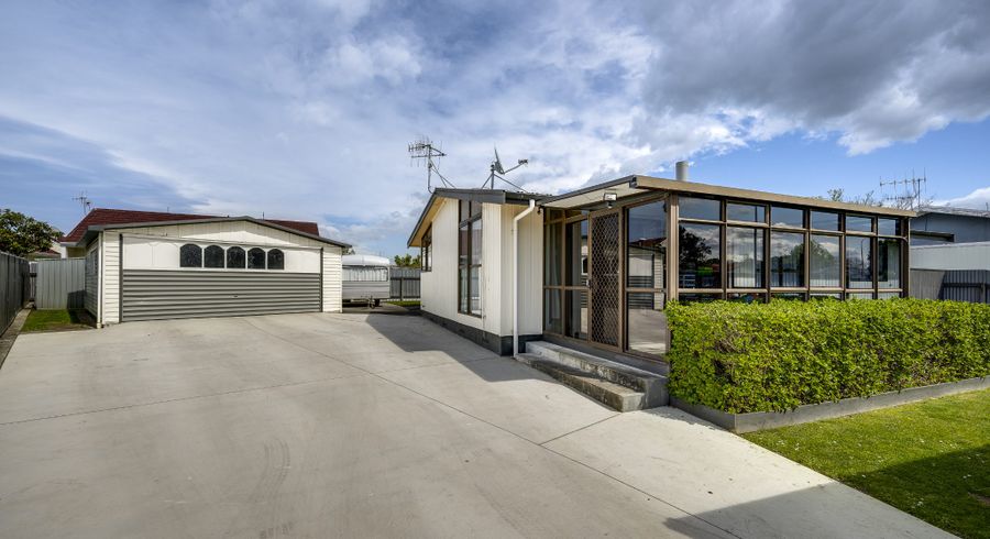  at 8 Wiltshire Place, Tamatea, Napier
