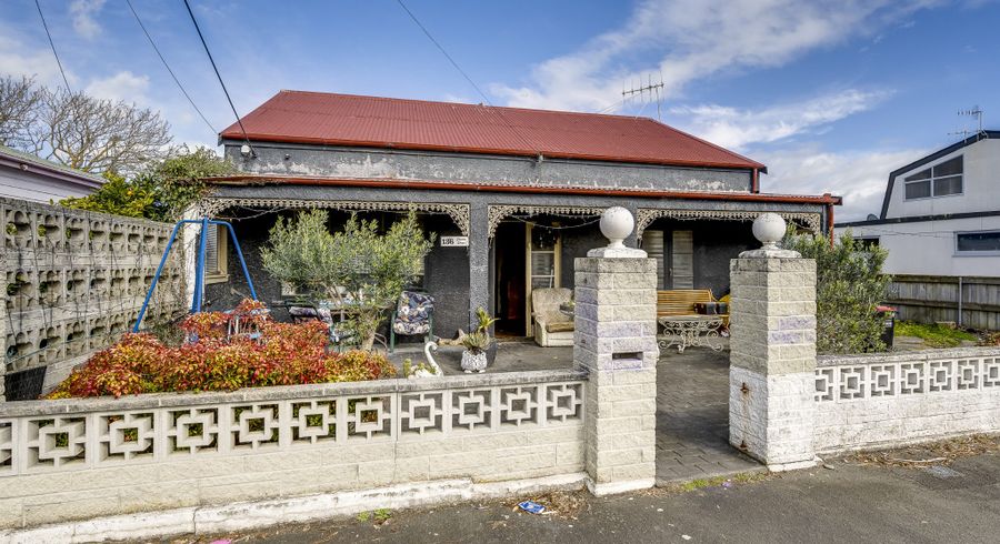  at 136 Charles Street, Westshore, Napier