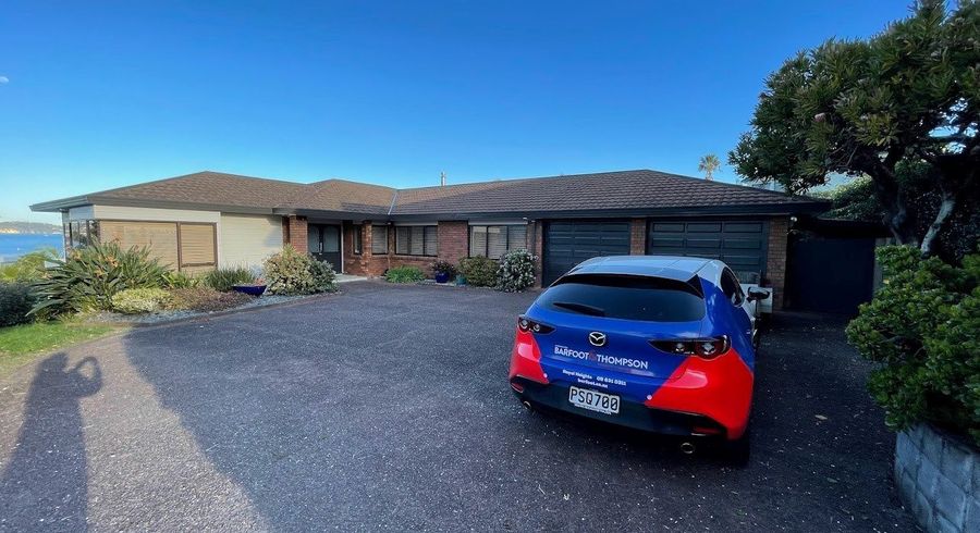  at 21 Marguerita Place, West Harbour, Auckland