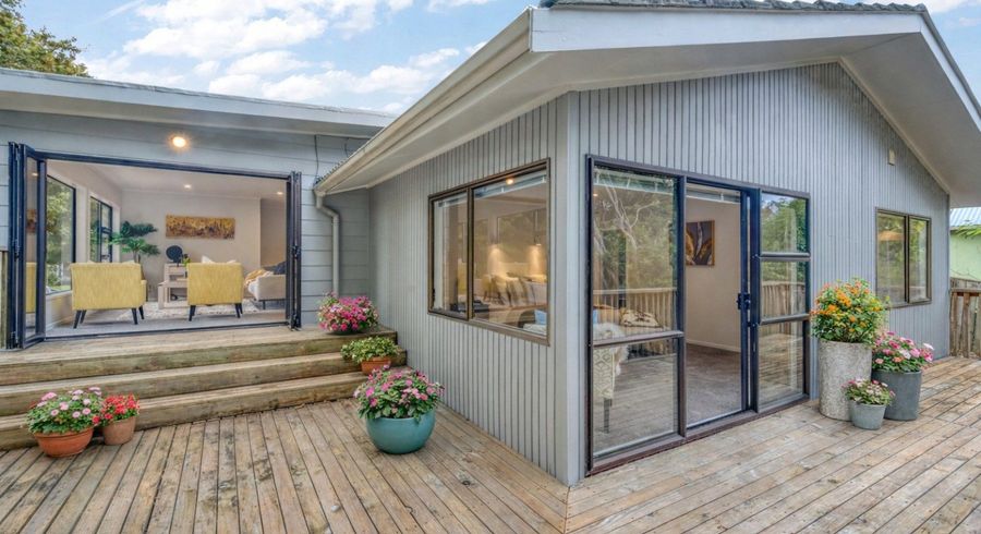  at 54 Robbies Road, Shelly Park, Manukau City, Auckland