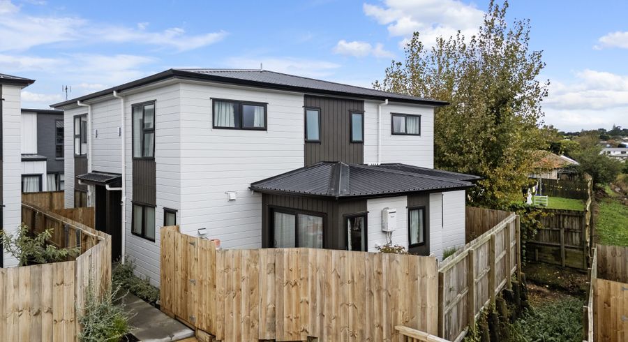  at Lot 2/32 Tapuwae Way, Mangere Bridge, Manukau City, Auckland