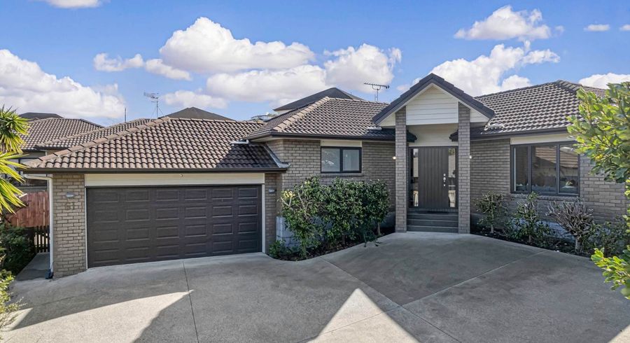  at 61 Fairview Avenue, Fairview Heights, Auckland