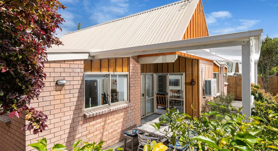  at 5/34 Waipuia Place, Greenhithe, North Shore City, Auckland