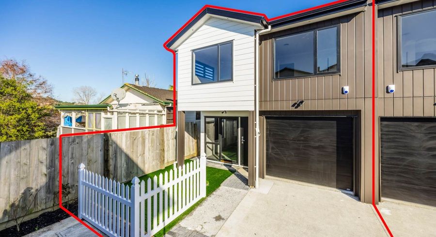  at 38F Seymour Road, Sunnyvale, Waitakere City, Auckland