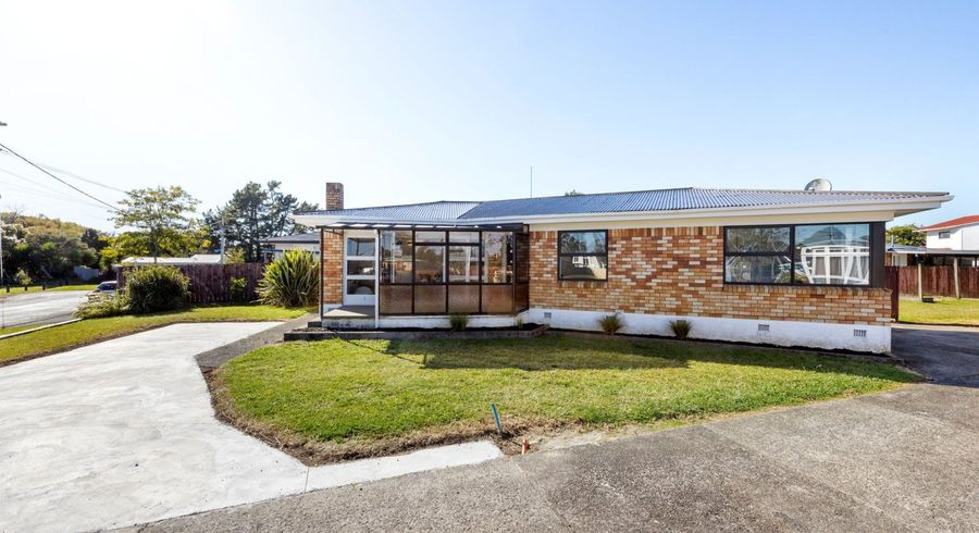  at 98 Bruce Avenue, Glenview, Hamilton, Waikato