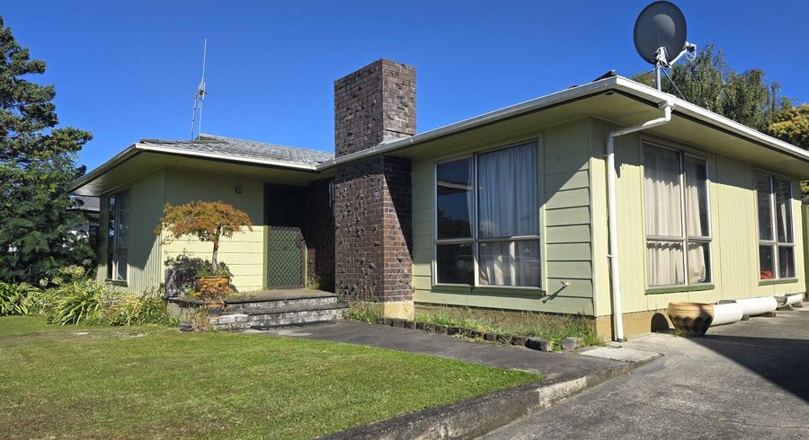  at 41 Rhodes Drive, Kelvin Grove, Palmerston North