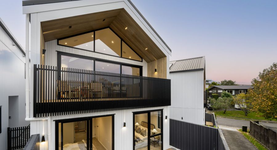  at 15B Kiri Place, Mairangi Bay, North Shore City, Auckland