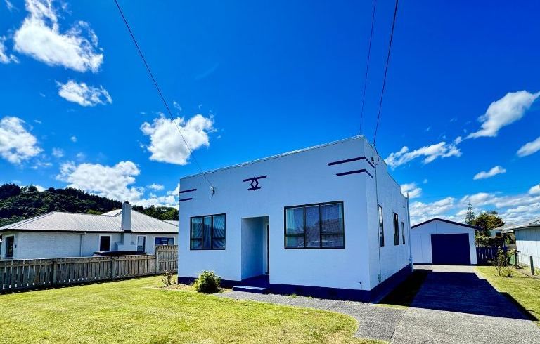  at 12 Roberts Avenue, Aramoho, Whanganui, Manawatu / Whanganui
