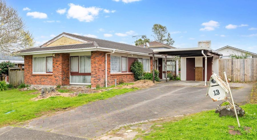  at 13 Cascades Road, Pakuranga Heights, Manukau City, Auckland
