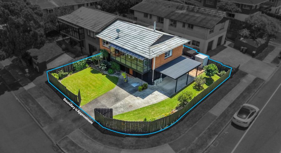  at 2/54 Luton Avenue, Sunnyhills, Manukau City, Auckland